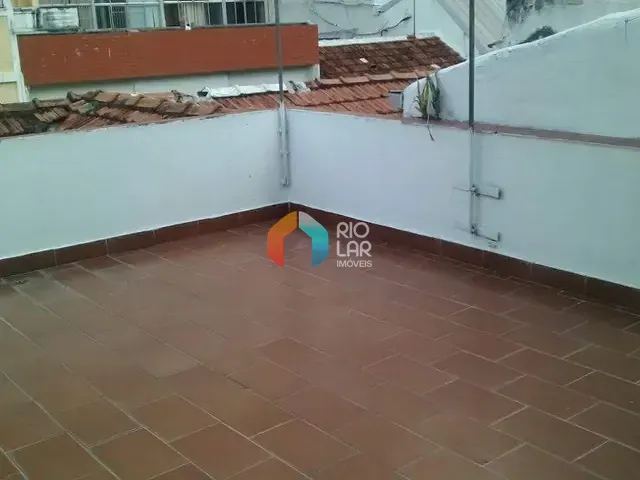 Casa com 150m² 3 quartos e 3 banheiros, à venda, no bairro Catete em Rio de Janeiro