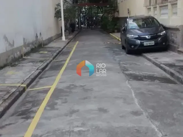 Casa com 150m² 3 quartos e 3 banheiros, à venda, no bairro Catete em Rio de Janeiro