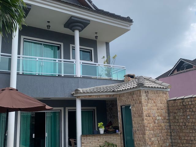 Casa com 336m² 3 quartos e 6 banheiros, à venda, no bairro Vargem Pequena em Rio de Janeiro