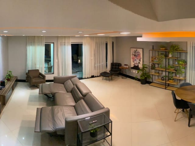 Casa com 336m² 3 quartos e 6 banheiros, à venda, no bairro Vargem Pequena em Rio de Janeiro