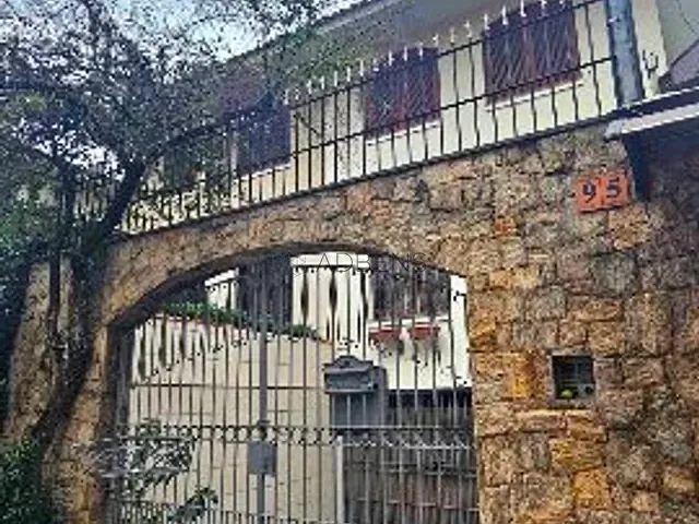Casa 4 quartos e 3 banheiros, à venda, no bairro Sumarezinho em São Paulo