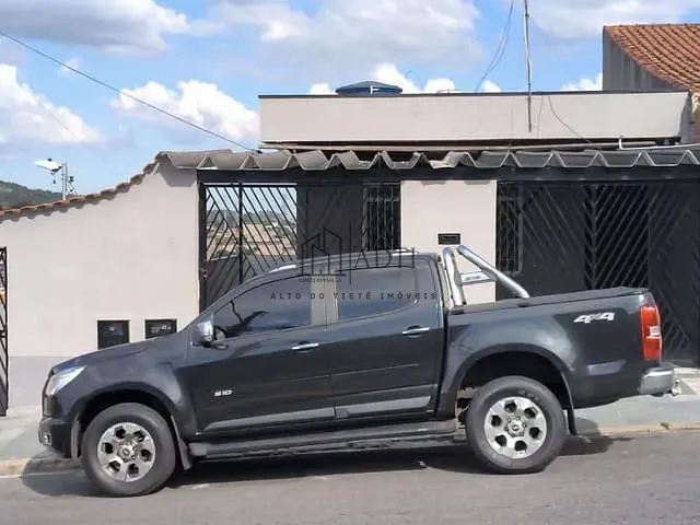 Casa 5 quartos e 3 banheiros, à venda, no bairro Jardim Camila em Mogi das Cruzes