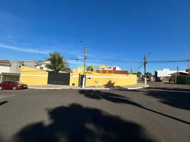 Casa 1 quarto e 2 banheiros, à venda, no bairro Jardim Santa Fé em Ourinhos