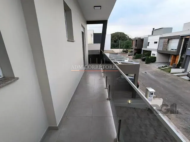 Casa com 171m² 3 quartos e 2 banheiros, à venda, no bairro Parque da Matriz em Gravataí
