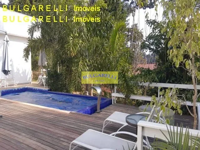 Casa com 1080m² 3 quartos e 5 banheiros, à venda, no bairro Jordanesia em Cajamar