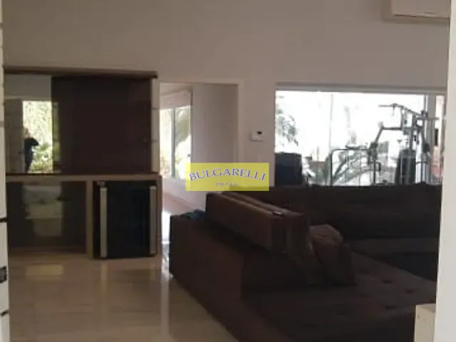 Casa com 1080m² 3 quartos e 5 banheiros, à venda, no bairro Jordanesia em Cajamar