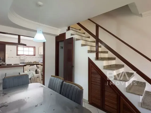 Casa com 73m² 3 quartos e 2 banheiros, à venda, no bairro Ogiva em Cabo Frio