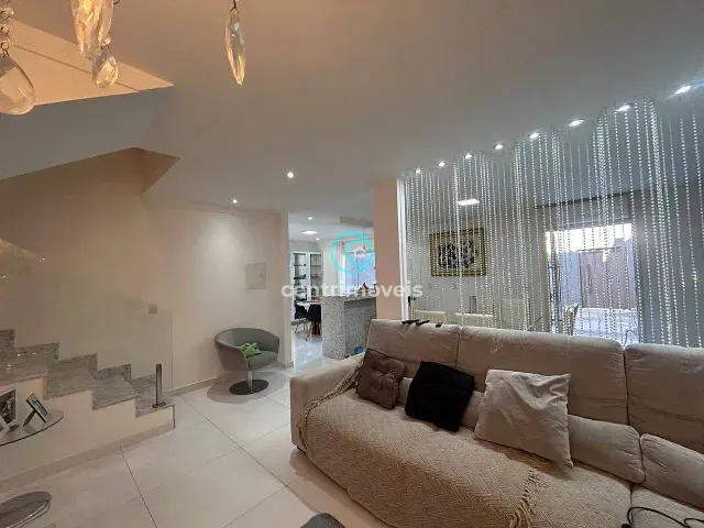 Casa com 280m² 3 quartos e 4 banheiros, à venda, no bairro Vargem Pequena em Rio de Janeiro