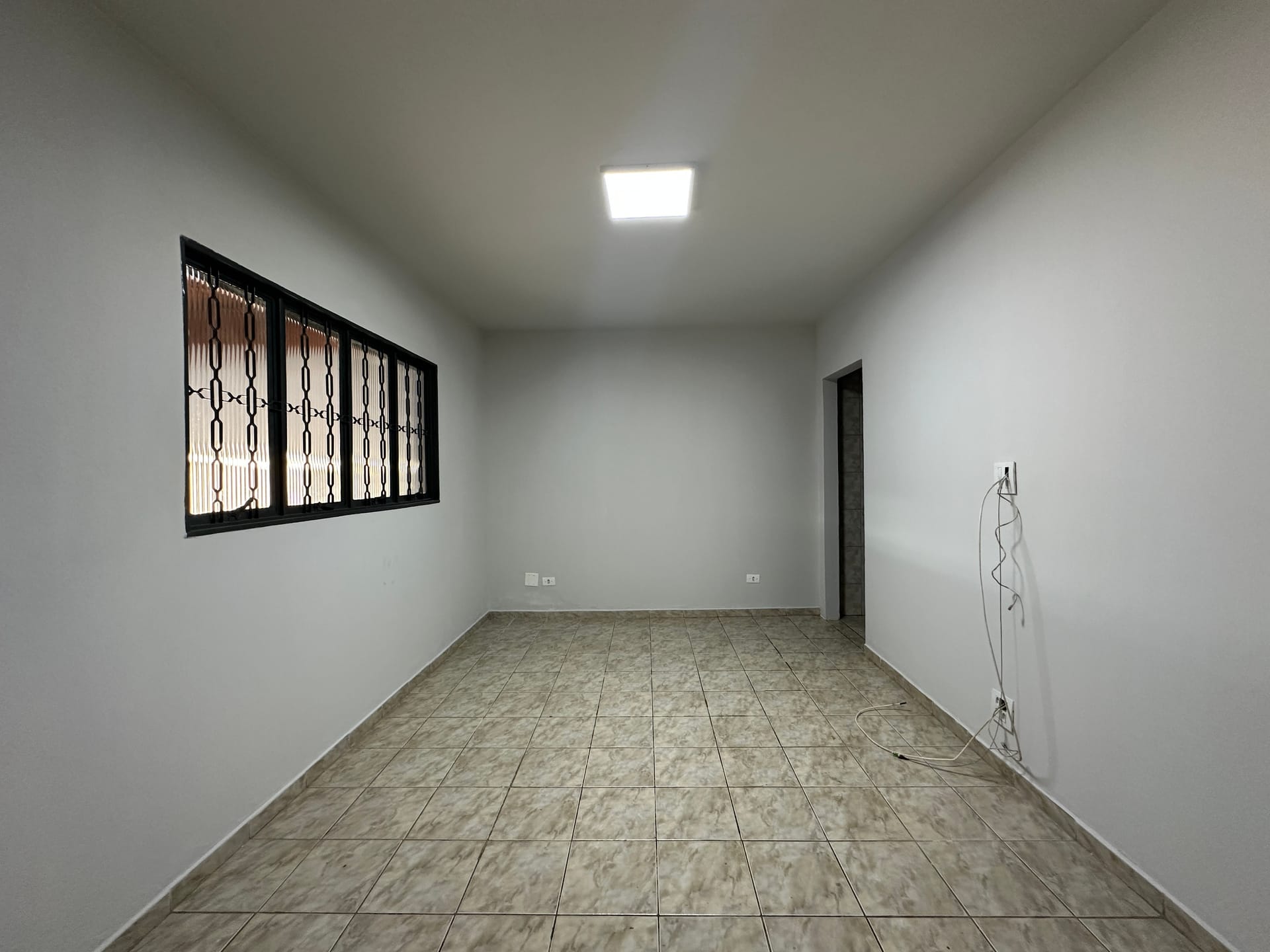 Casa à venda com 2 quartos, 96m² - Foto 4