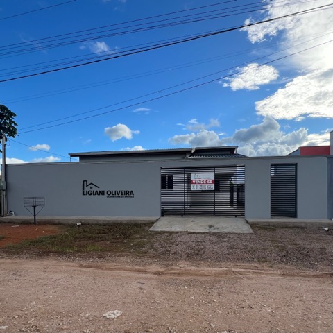 Casa 3 quartos e 1 banheiro, à venda, no bairro Jardim América em Novo Progresso