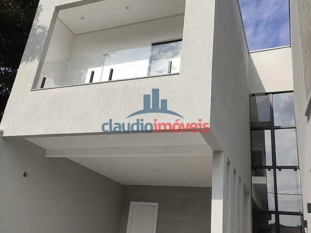 Casa à venda, no bairro Laranjeiras em Bananal