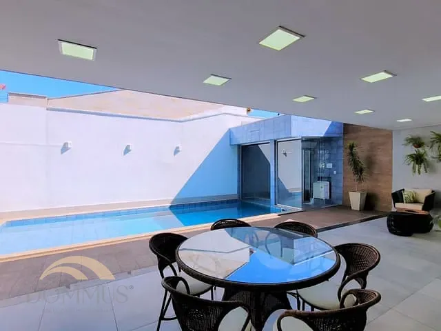 Casa com 368m² 5 quartos e 3 banheiros, à venda, no bairro Cariru em Ipatinga