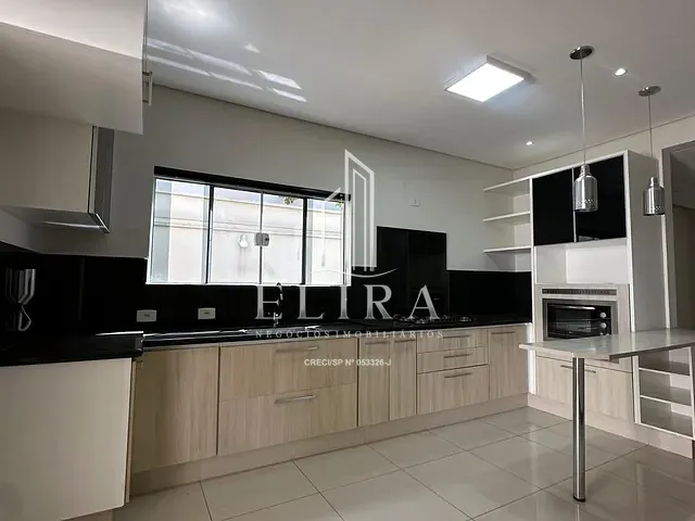 Casa com 360m² 3 quartos e 5 banheiros, à venda, no bairro Condomínio Jardim Imperador em Americana