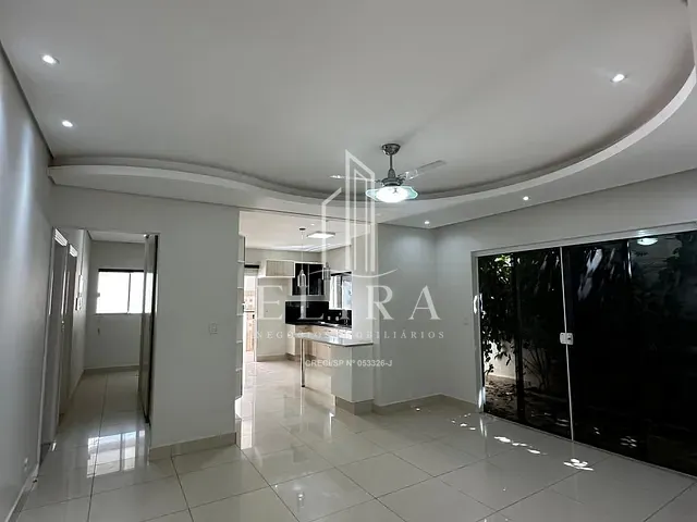 Casa com 360m² 3 quartos e 5 banheiros, à venda, no bairro Condomínio Jardim Imperador em Americana