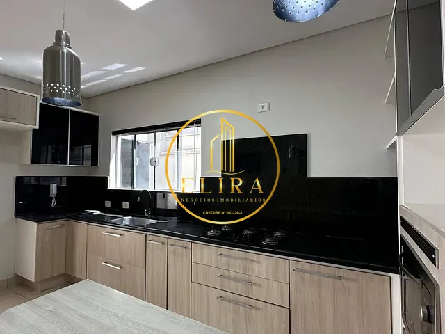 Casa com 360m² 3 quartos e 5 banheiros, à venda, no bairro Condomínio Jardim Imperador em Americana