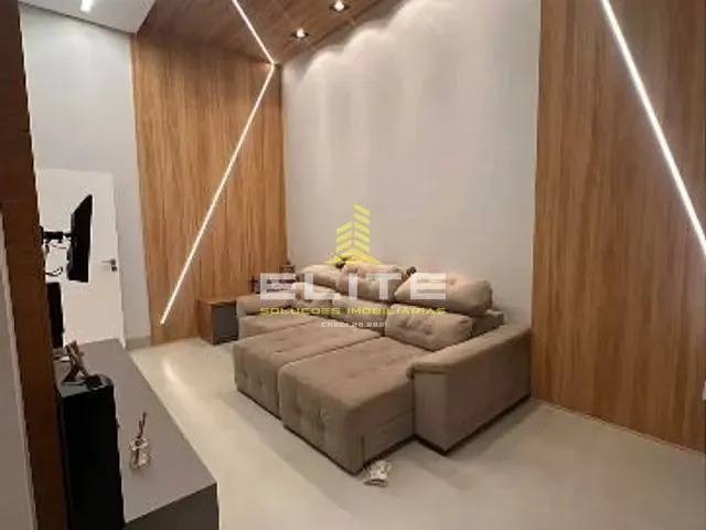 Casa com 360m² 3 quartos e 2 banheiros, à venda, no bairro Jardim dos Ipês em Sorriso
