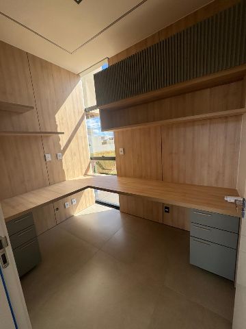 Casa com 280m² 2 quartos e 2 banheiros, à venda, no bairro Porto Unique em Avenida Dom Redovino