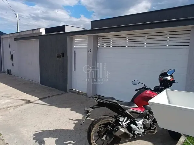 Casa com 420m² 3 quartos e 2 banheiros, à venda, no bairro Cotia em Guapimirim