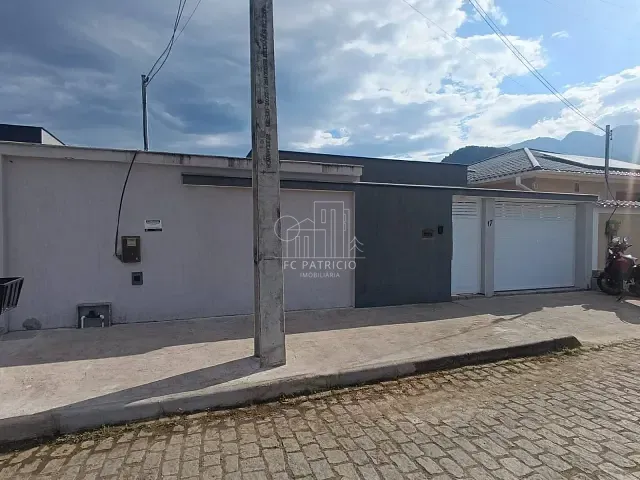 Casa com 420m² 3 quartos e 2 banheiros, à venda, no bairro Cotia em Guapimirim