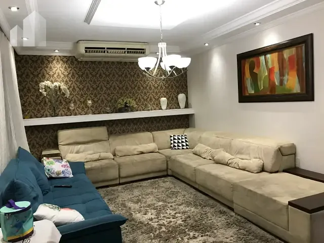 Casa com 300m² 4 quartos e 3 banheiros, à venda, no bairro da Luz em Nova Iguaçu