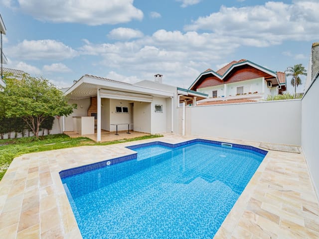 Casa com 390m² 4 quartos e 5 banheiros, à venda, no bairro Urbanova em São José dos Campos