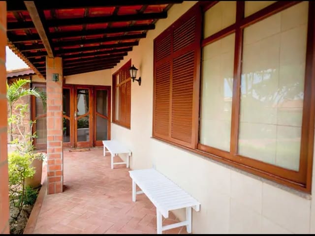 Foto do Casa - Casa com 3 dormitórios, piscina e sauna à venda em Unamar - Cabo Frio/RJ | Grupo Casa Imóveis