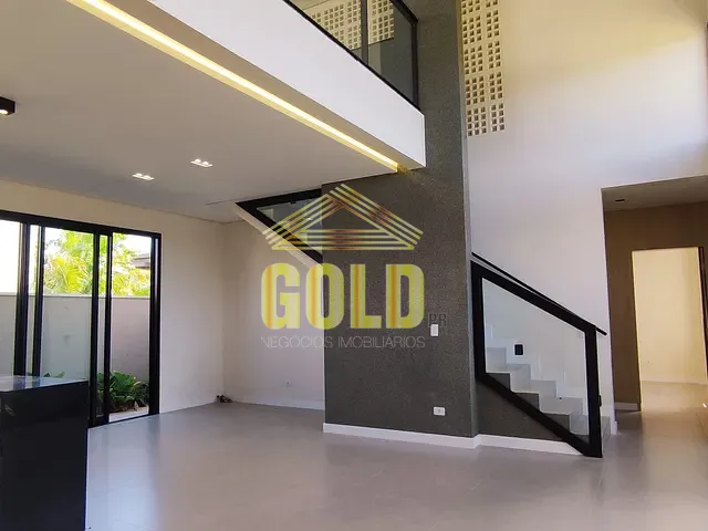 Casa com 252m² 3 quartos e 4 banheiros, à venda, no bairro Gleba Simon Frazer em Londrina