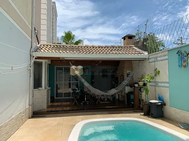 Casa com 209m² 3 quartos e 2 banheiros, à venda, no bairro Vila Mafalda em Jundiaí