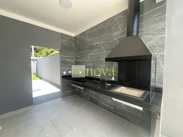 Casa com 312m² 3 quartos e 2 banheiros, à venda, no bairro Massaguaçu em Caraguatatuba