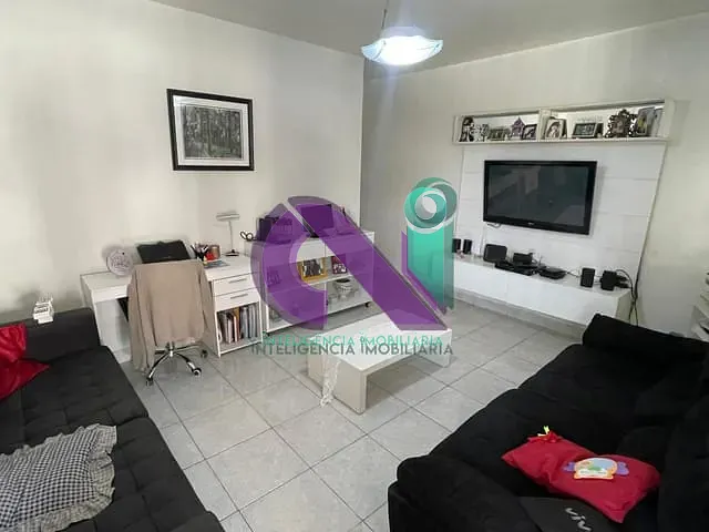 Casa 3 quartos e 2 banheiros, para alugar, no bairro Centro em Osasco