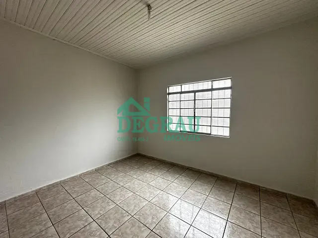 Casa 3 quartos e 1 banheiro, para alugar, no bairro Vila Nossa Senhora de Fátima em Itapeva