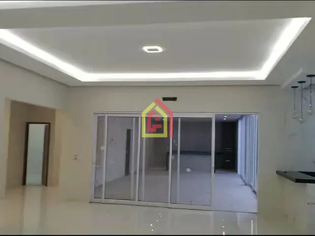 Casa com 600m² 4 quartos e 5 banheiros, à venda, no bairro Amapá em Marabá
