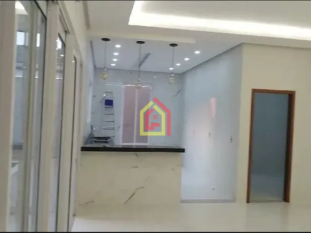 Casa com 600m² 4 quartos e 5 banheiros, à venda, no bairro Amapá em Marabá