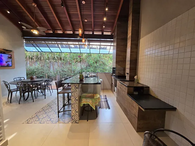 Casa com 330m² 3 quartos e 5 banheiros, à venda, no bairro Jardim Nova Aliança Sul em Ribeirão Preto