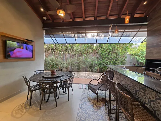 Casa com 330m² 3 quartos e 5 banheiros, à venda, no bairro Jardim Nova Aliança Sul em Ribeirão Preto