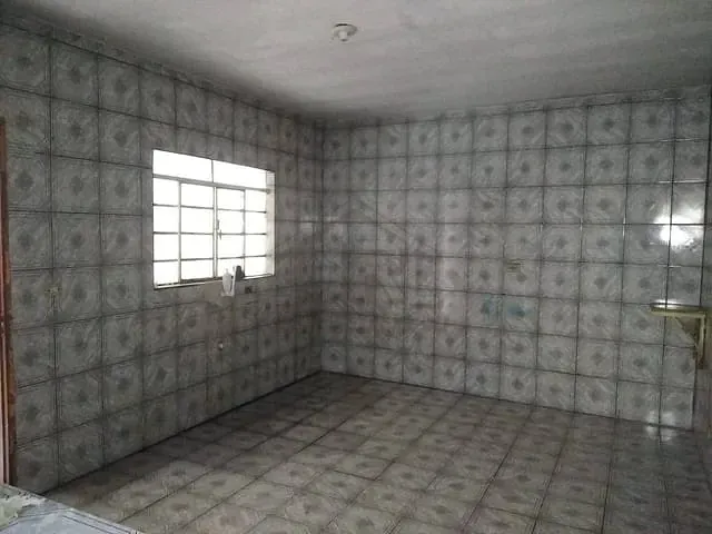 Casa com 125m² 2 quartos e 1 banheiro, à venda, no bairro Jardim Zaira em Mauá