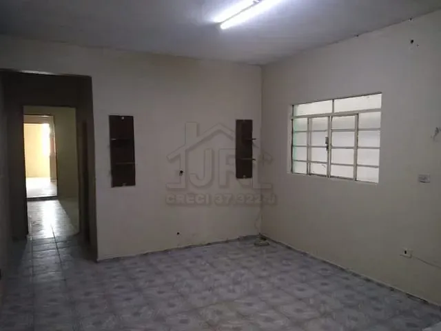 Casa com 125m² 2 quartos e 1 banheiro, à venda, no bairro Jardim Zaira em Mauá