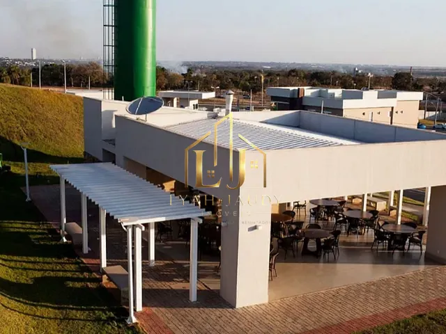 Casa com 467m² 5 quartos e 6 banheiros, à venda, no bairro Parque Amperco em Cuiabá