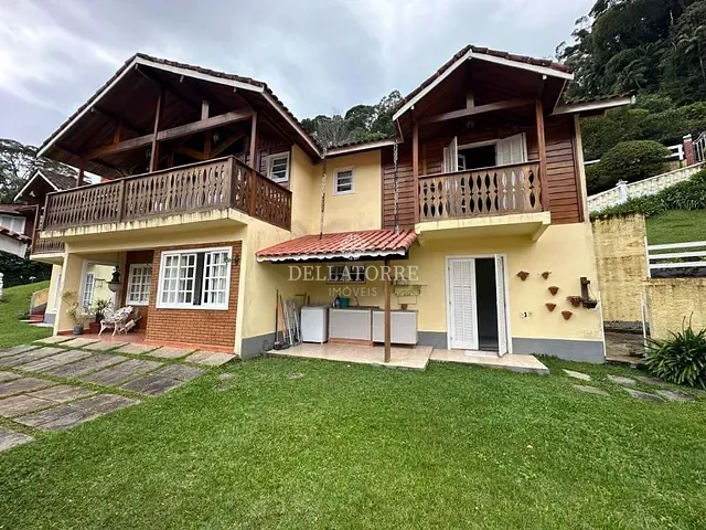 Casa com 1268m² 5 quartos e 4 banheiros, à venda, no bairro Carlos Guinle em Teresópolis