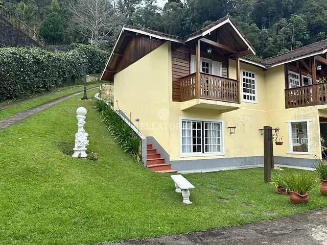 Casa com 1268m² 5 quartos e 4 banheiros, à venda, no bairro Carlos Guinle em Teresópolis