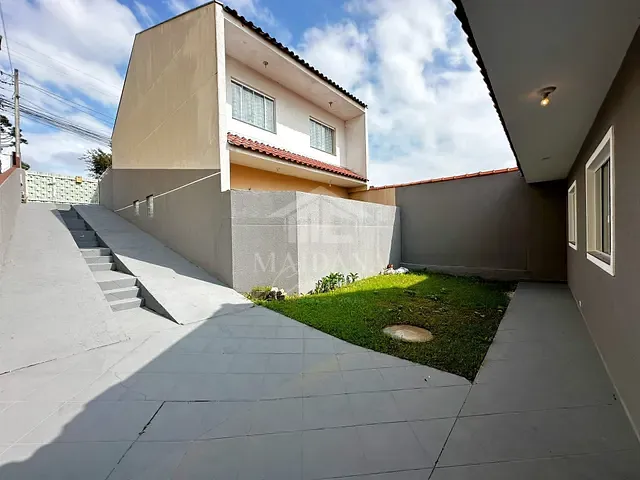 Casa com 136m² 3 quartos e 2 banheiros, à venda, no bairro Bom Jesus em São José dos Pinhais