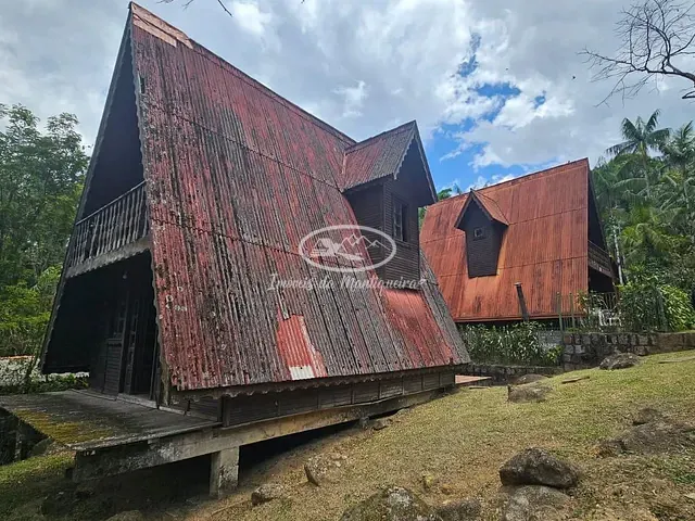 Casa 2 quartos e 2 banheiros, à venda, no bairro Penedo em Itatiaia
