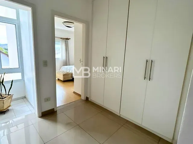 Casa 3 quartos e 5 banheiros, para alugar, no bairro Alphaville em Santana de Parnaíba
