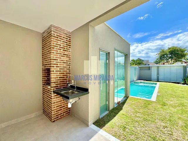 Casa com 260m² 3 quartos e 6 banheiros, à venda, no bairro Barra da Tijuca em Rio de Janeiro