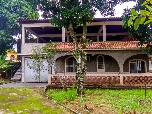 Casa com 614m² 2 quartos e 1 banheiro, à venda, no bairro Balneário Bambuí (Ponta Negra) em Maricá