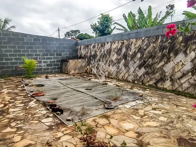 Casa com 614m² 2 quartos e 1 banheiro, à venda, no bairro Balneário Bambuí (Ponta Negra) em Maricá