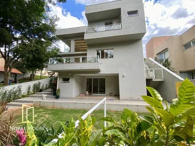 Casa 3 quartos e 4 banheiros, à venda, no bairro Bosque em Vinhedo