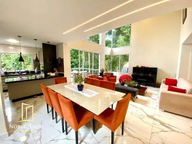 Casa 3 quartos e 4 banheiros, à venda, no bairro Bosque em Vinhedo