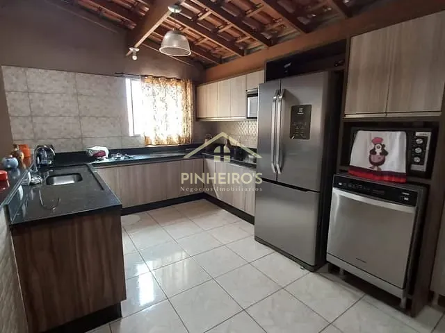 Casa com 167m² 2 quartos e 1 banheiro, à venda, no bairro Jardim do Lago em Cambé