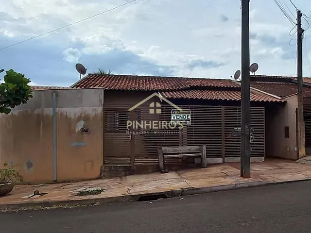 Casa com 167m² 2 quartos e 1 banheiro, à venda, no bairro Jardim do Lago em Cambé